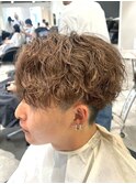 スパイラルパーマフェザーパーマツーブロックメンズサロン