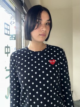 スイ(suii.) 透ける艶感black/切りっぱなしbob