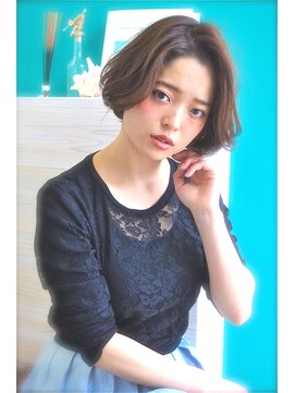 クラン(clan) clan<外国人風甘めバングナチュラルショート>