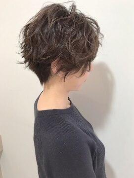 ヘアーメイクオズ(hair make O/S) 20代から30代の女性にオススメ☆ノーブルショート☆