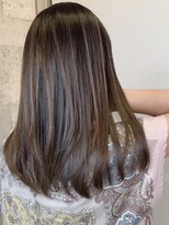 グロウ 上野御徒町(grow)&nbsp;エアリーミディ/ホワイトアッシュ/小顔/ボブルフ[上野/御徒町］