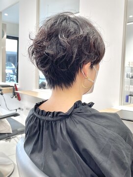 グラフ 銀座(GRAFF) 大人可愛い20代30代ハンサムショート _パーマ【GRAFF銀座】