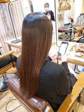 ヘアスペース リズム グリーン(Hair space Rizm green) ナチュラルな縮毛矯正
