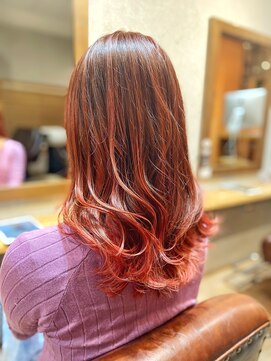 ウラロージュ(uraloge) ハイライト×レッド