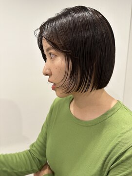 エトス プロデュースド バイ ヴァイナルズミックス(Ethos produced by Vinyl's mix) 切りっぱなしボブ、トラックオイル仕上げ