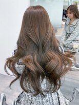 アイティーバイアルバム 松戸店(IT by ALBUM)&nbsp;カーキベージュ美髪グレージュカラーレイヤーロング_ba494231