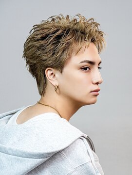 オーシャントーキョー(OCEAN TOKYO) 韓国ヘアカルマパーマコンマバングセンターパート黒髪ウルフ