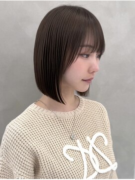 ロイ(Roi) ◎20代30代40代タッセルボブ大人可愛いミルクティーベージュ