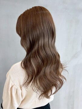 グレージュロング暗めカラー韓国ヘア顔周りレイヤー_ba567883