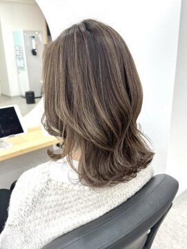 ナウアズ(now as.) オリーブベージュ白髪ぼかしハイライト【向】【now as.明石】