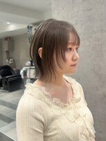 ベモ(NVEMO)&nbsp;ミルクティーグレージュ レイヤーボブ フェイスレイヤー