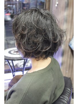 オーバーキャプテンネイキッド(OVER CAPTAIN NAKED) パーマを活かした☆立体スウィングショート