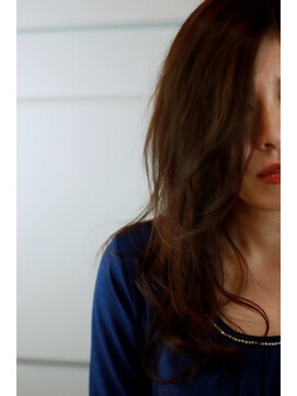 ヴァロ ヘアデザイン(valo Hair Design) アンニュイカール