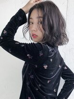 ルティア(Lutia) センターパート グレージュ ゆるふわ!