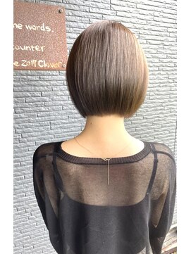 ヘアアンドビューティー クローバー(Hair&Beauty Clover) ミニボブ/ハイトーンカラー