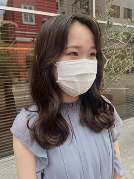 ノイ(neu) ウェーブミディ×暗髪【髪質改善/デザインカラー】