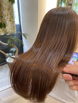 トレ(tre) ベージュ髪質改善ストレート