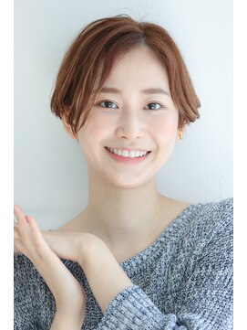 カーラ サロン(Carra Salon) センター分けマッシュ