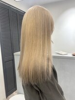 池袋ケアブリーチカラーハイトーンボブハイライトベージュカラー
