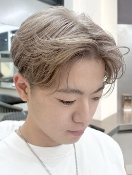 ラック 表参道(LUCK) 刈り上げセンターパート/メンズカット/メンズブリーチ