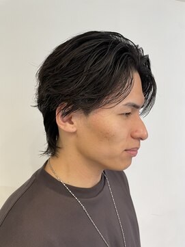 ニアウ 伊勢崎連取店(Niau) MEN’S HAIR/サーフカール/刈り上げセンターパート/伊勢崎