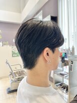 ワイボンドヘアー(Y bond hair)&nbsp;センターパートウルフカットツイストスパイラルパーマゆるめ黒髪