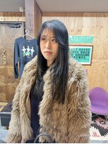 ヌーク(NUUK) レイヤーカット