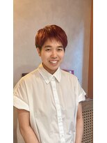 ミア(Mia)&nbsp;【30-70代】大人かっこいい ハンサムショート×デザインカラー