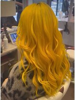 アース いわき店(HAIR&MAKE EARTH)&nbsp;鮮やかイエローのロングウェーブ