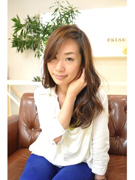 ヘアアンドメイクフリッシュ(HAIR&MAKE FRISCH) 北欧風ナチュラルロング