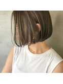 大人ボブ×カーキグレージュ