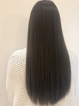 コルソ ケーツー 梅田 茶屋町(corso k-two) 艶髪ストレートヘア☆☆☆