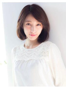 ザ シー 橋本(The C) バレイヤージュアッシュカラーツヤ感ノーブル前下がりショート