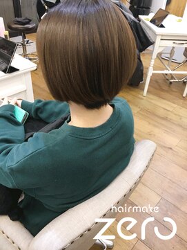 ヘアメイクゼロ 坂戸駅前店(hairmake zero) 重ためショートボブ