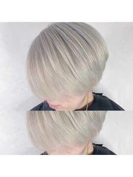 ジゼル(gisele) ホワイト系カラー