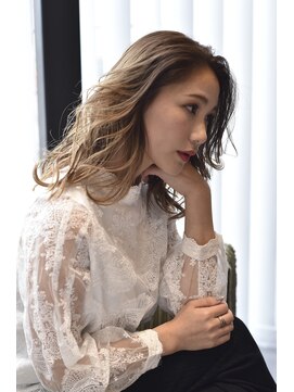 カリン(carin) 【carin那覇真嘉比店】大人かわいい☆バレイヤージュヘア☆