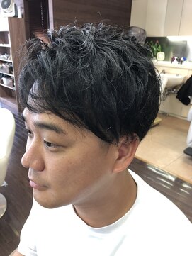 モデスト(modeste) 0.8ミリスキンフェード×ショート