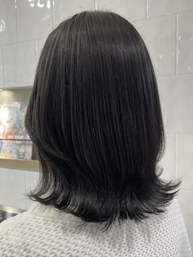 アイヴィ 表参道(IVY) 地毛風ダークグレージュ【肥田亜沙美】