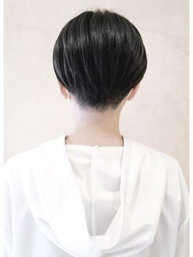モリオ フロム ロンドン 成増店 【morio成増/一戸】刈り上げ女子マッシュショート