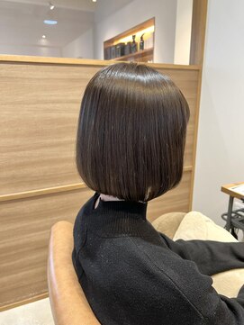 スーリール 箱崎店(Sourire) カーキブラウン