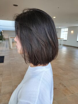 ビュートリアム 神戸(BEAUTRIUM) 顔周りレイヤー/ミディアム/レイヤーボブ