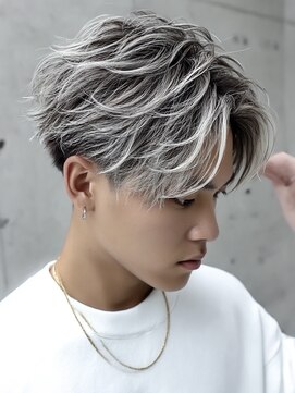 アポロ 横浜駅店(apollo) 映えるメンズバレイヤージュ/ホワイトハイライト/フェザーパーマ