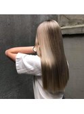 大人シアーベージュミニウルフボブミディアムレイヤー