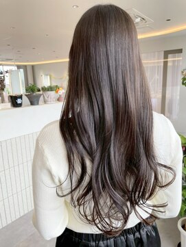 ビビバイベル(BiVi by BHEL) 桑名ロングレイヤーカットハッシュカット透明感カラー重めロング