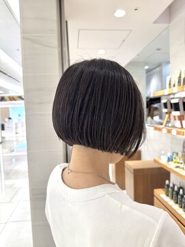 ピークアブー アヴェダ ギンザシックス(PEEK-A-BOO AVEDA GINZASIX) ミニボブ/マルチボブ/ダークトーン