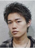 黒髪アクティブショートアップバングスパイキーショート短髪