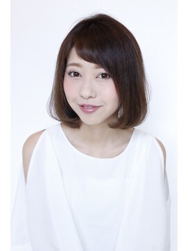 ソース 梅田(SOURCE) 前上がりふんわりボブ