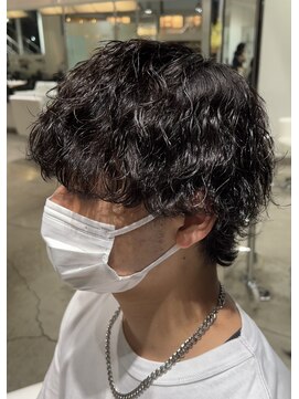 ブランコジーサウス(BLANCO G South) 波巻きスパイラルパーマ ツーブロック マッシュ 骨格補正