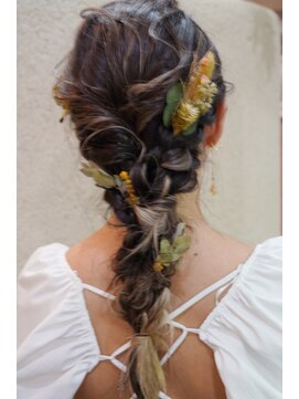 ジェクイン(dekujin) 編み下ろしヘアアレンジ