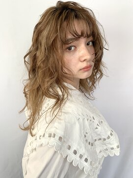 ステイシー(stay she) 透けるベージュカラー